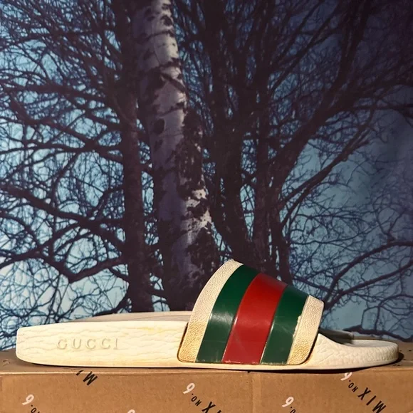 Gucci Pursuit 72 White Red Green Pool Slides Size 8 Mens Used. - Picture 2 of 4